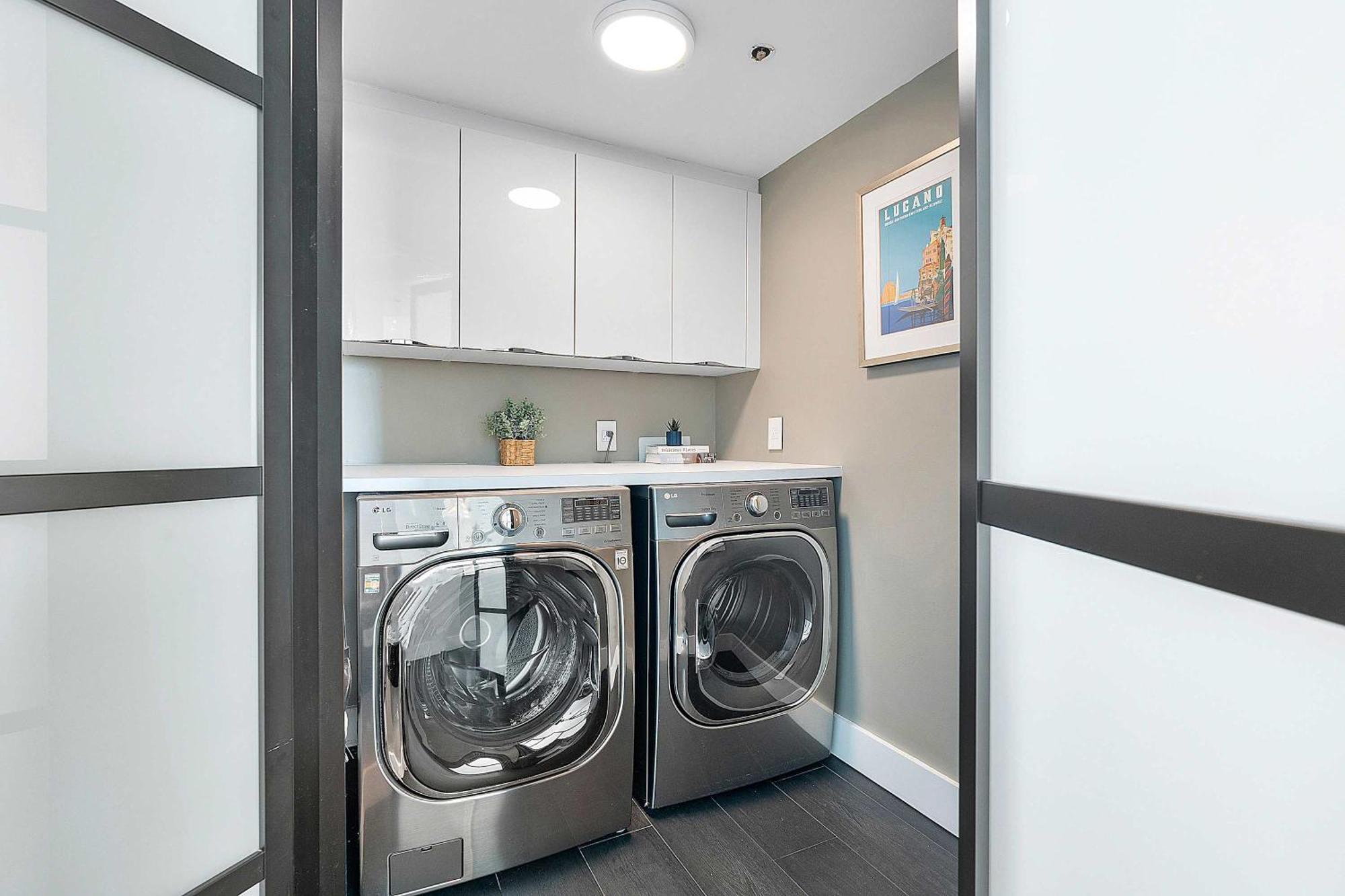 Mvr-bask In Luxury-right In Coconut Grove Miami