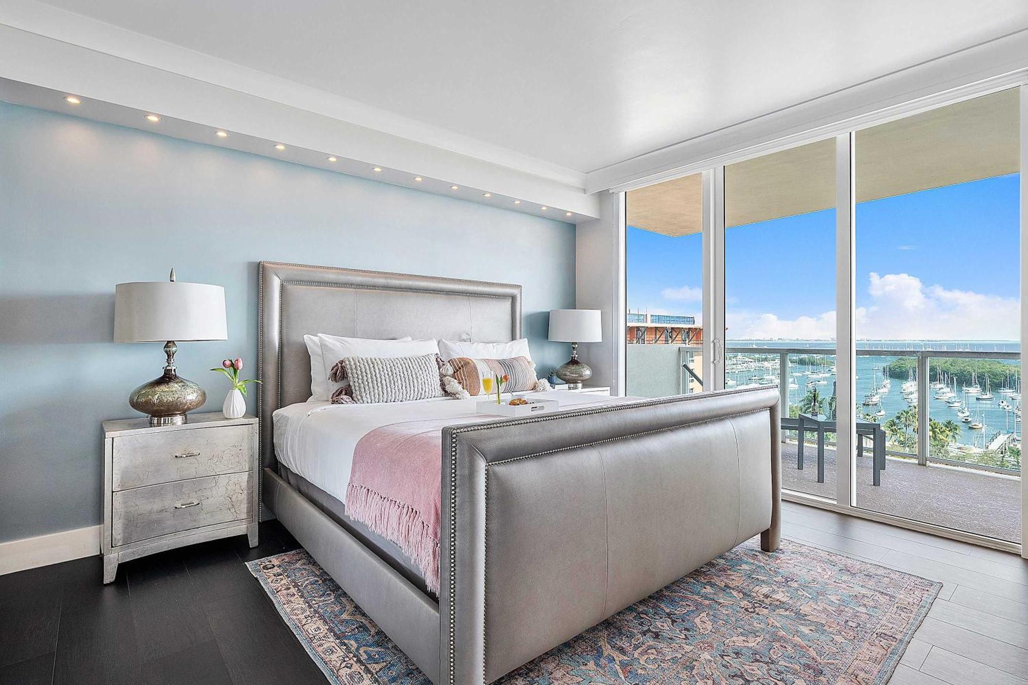 Mvr-bask In Luxury-right In Coconut Grove Miami